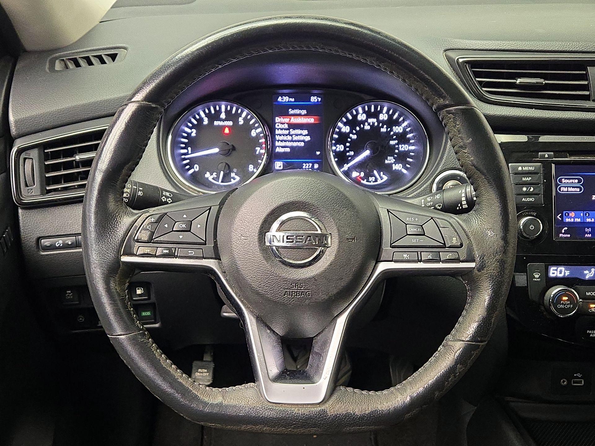 Thumbnail: 2018 Nissan Rogue - 10