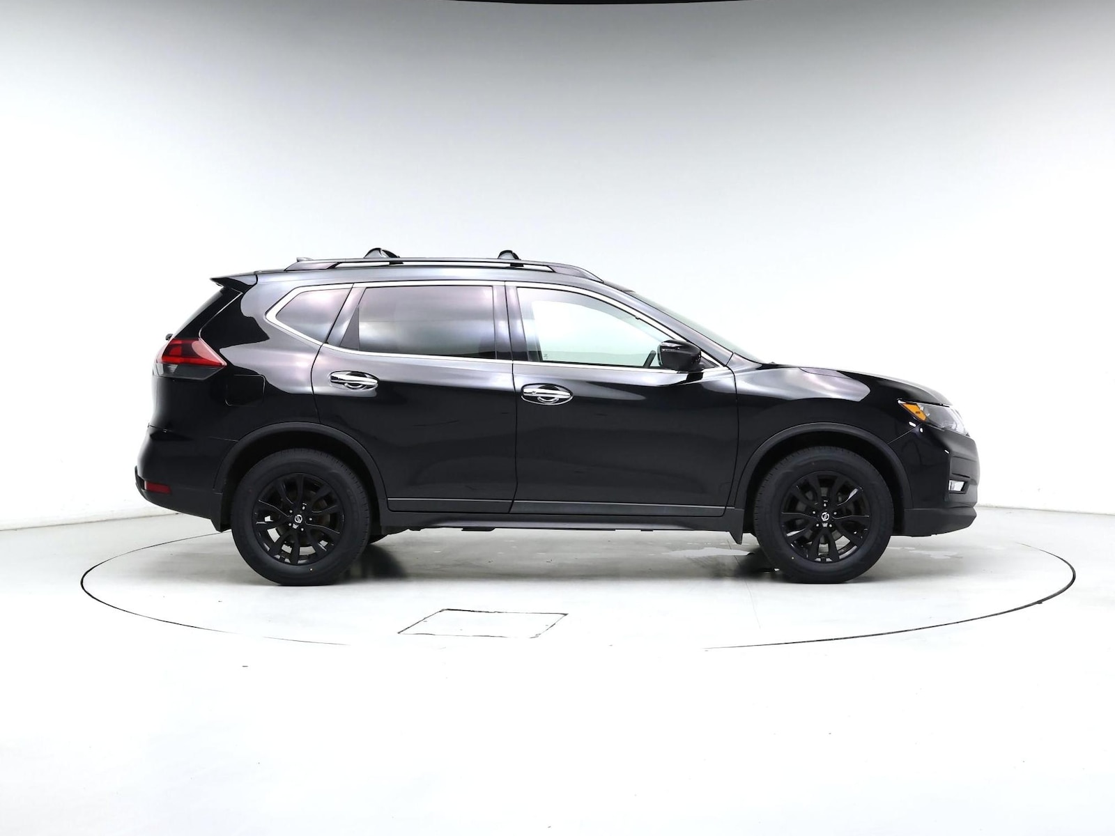 2018 Nissan Rogue SV - Photo 8