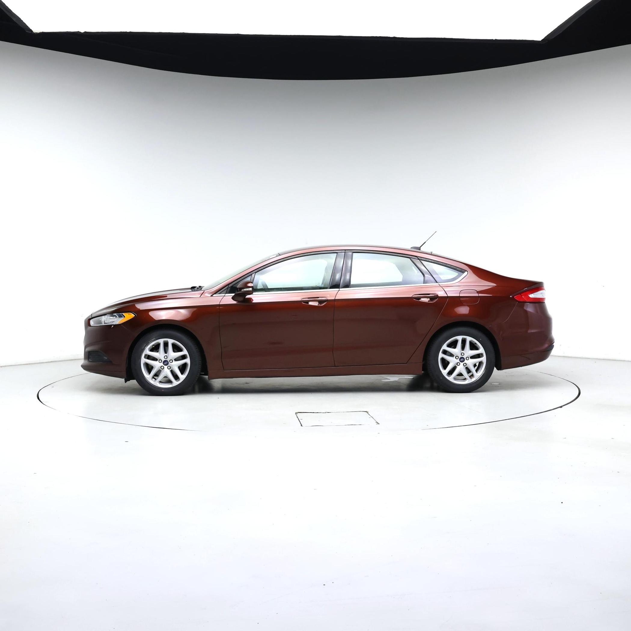 Thumbnail: 2016 Ford Fusion - 3