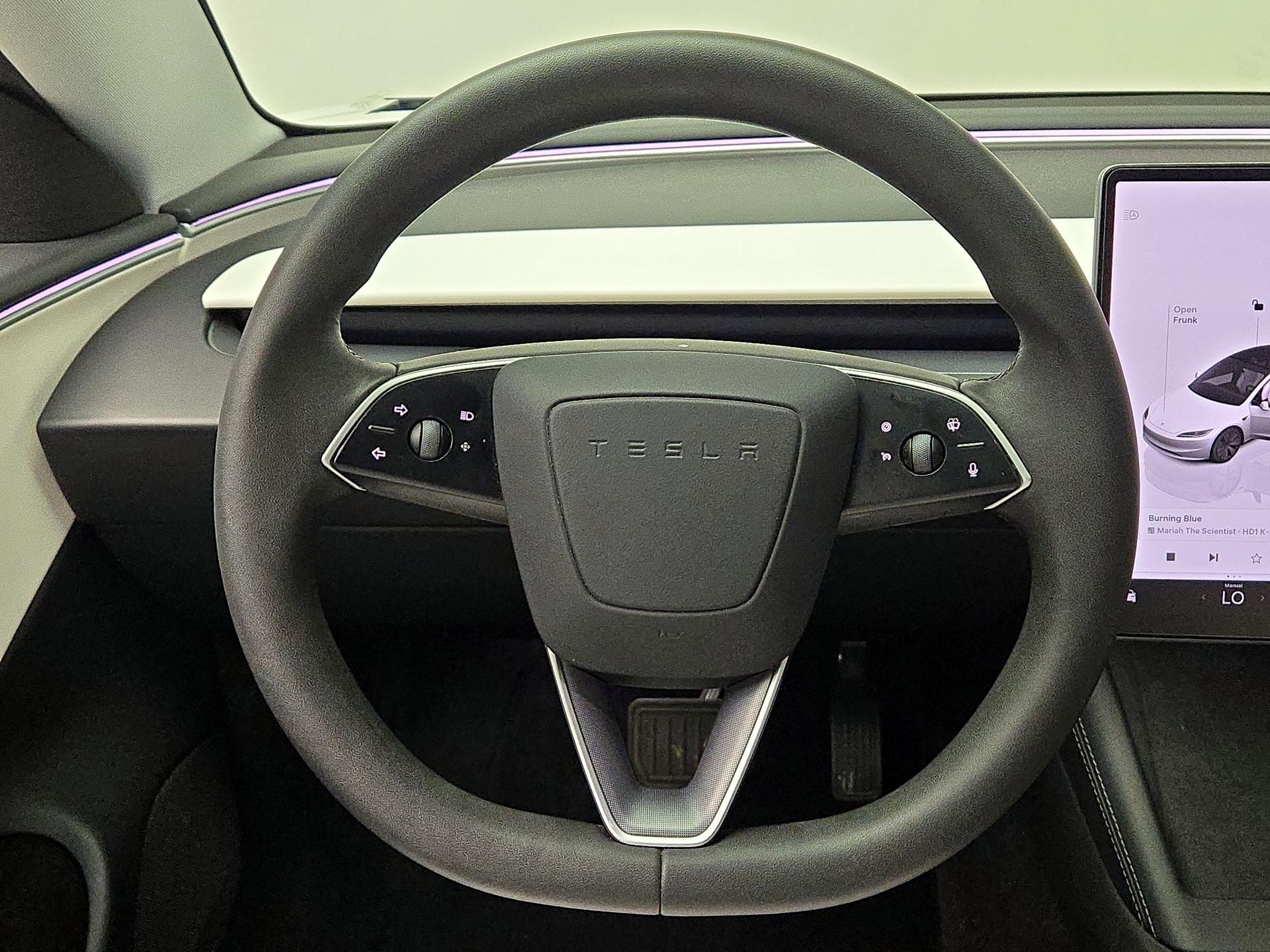 Thumbnail: 2024 Tesla Model 3 - 10