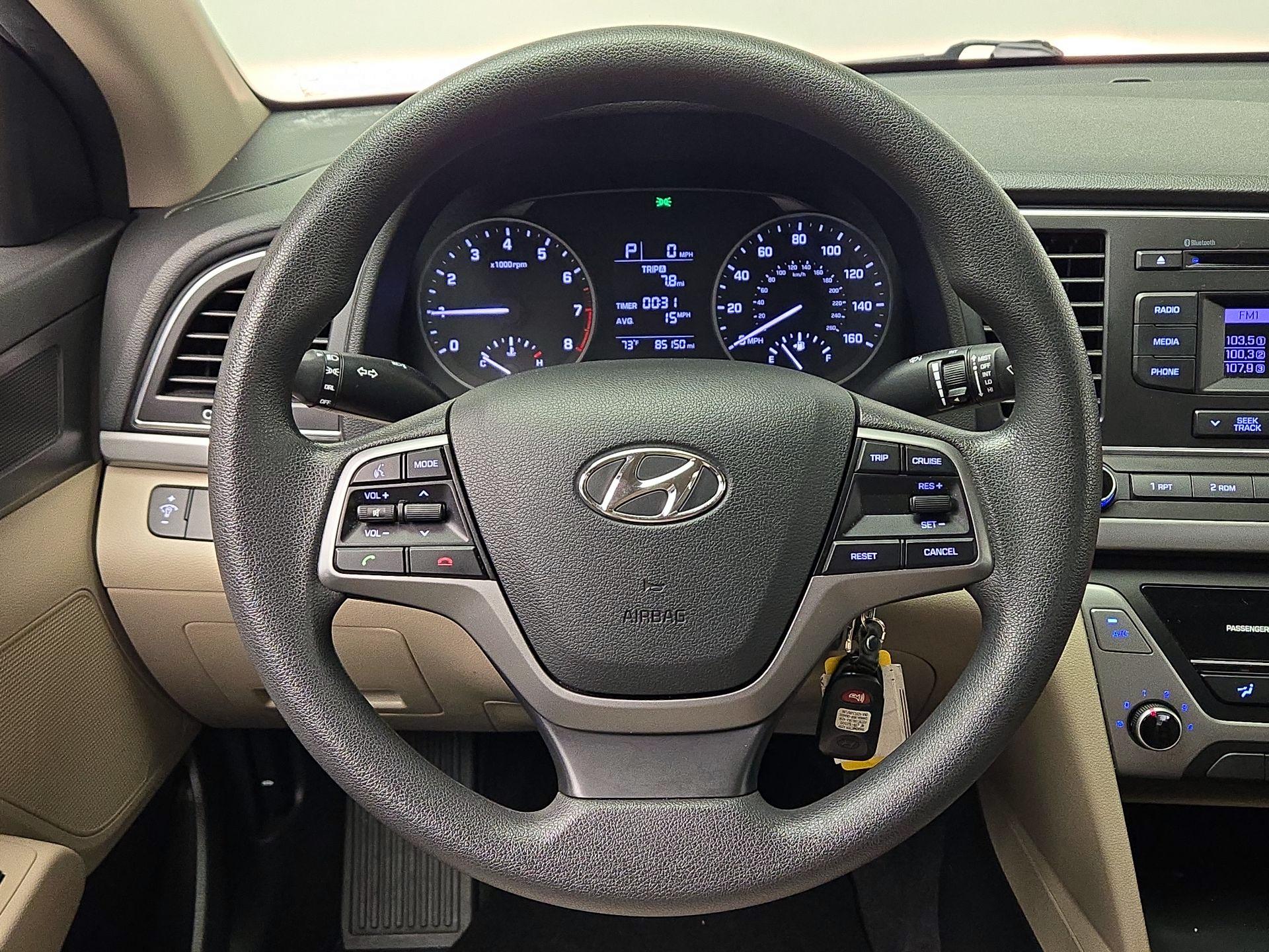 Thumbnail: 2018 Hyundai Elantra - 10