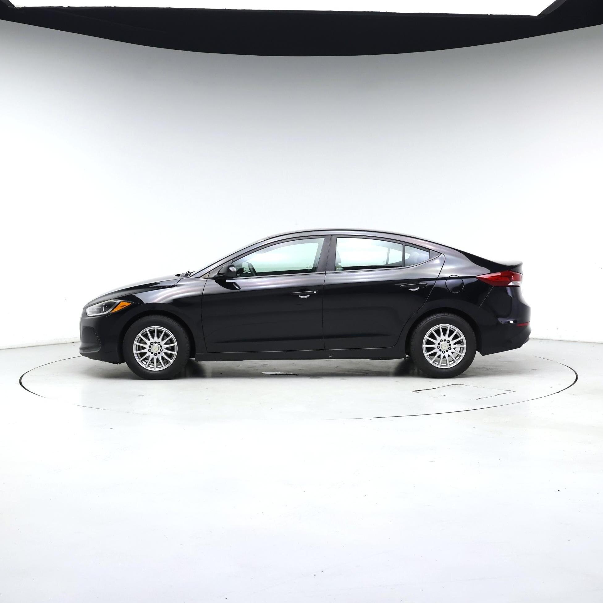 Thumbnail: 2018 Hyundai Elantra - 3