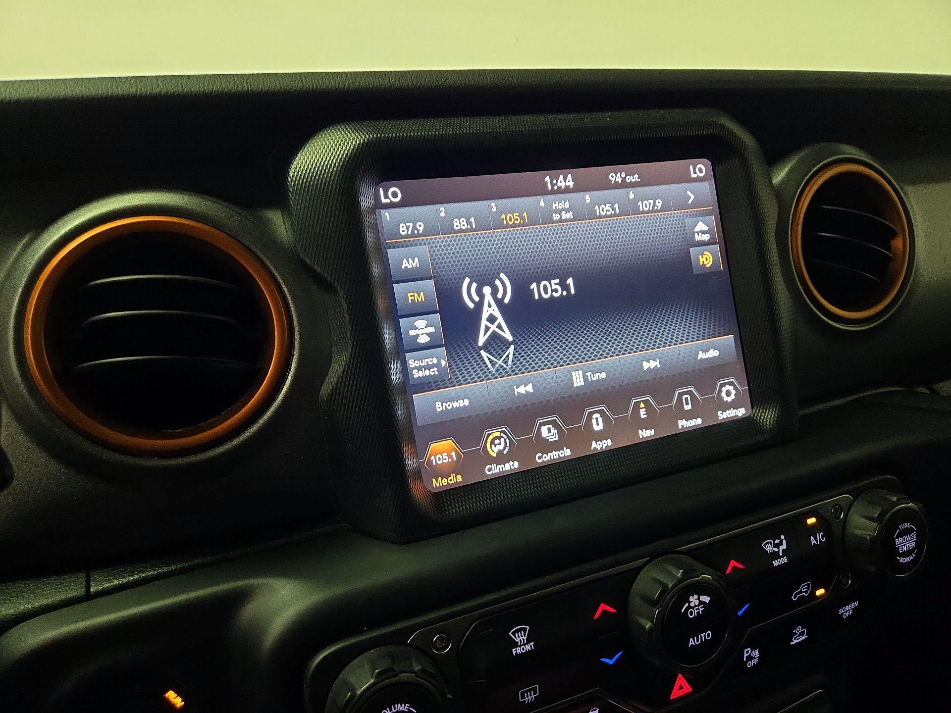 Thumbnail: 2021 Jeep Gladiator - 16