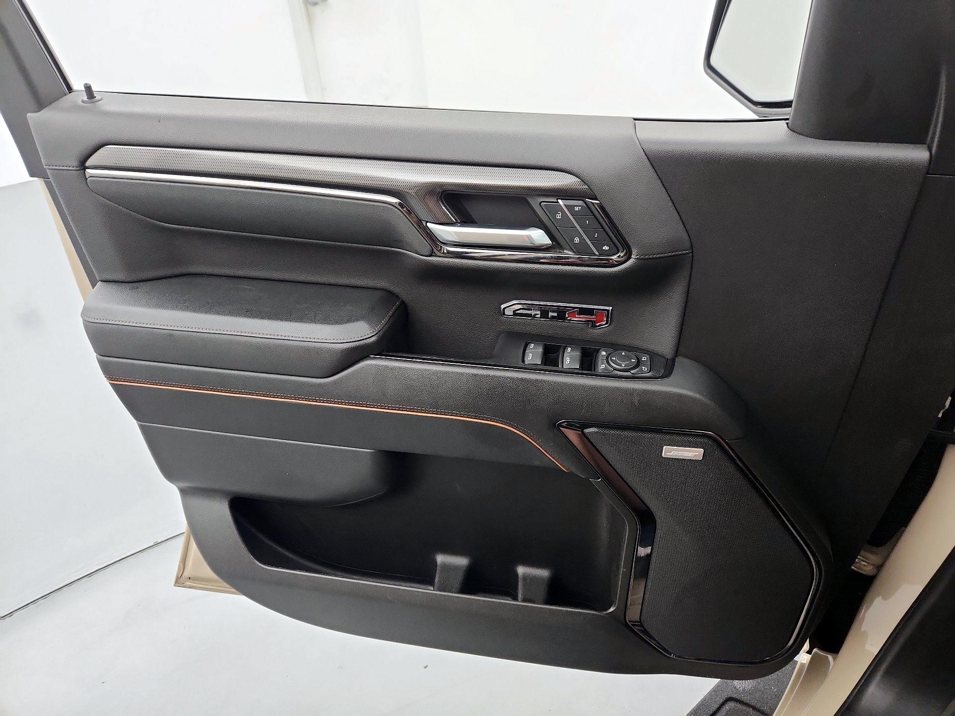 Thumbnail: 2023 GMC Sierra 1500 - 12