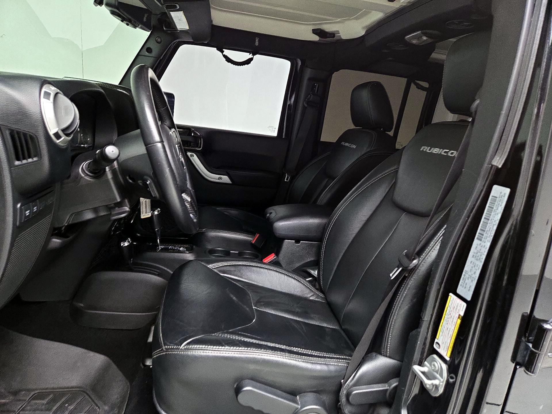 Thumbnail: 2017 Jeep Wrangler - 11