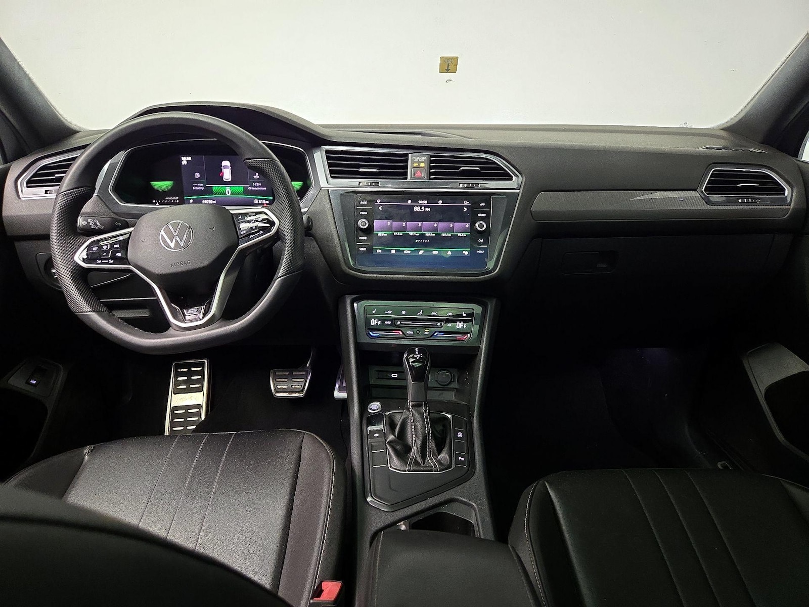 2022 Volkswagen Tiguan SE R-LINE BLACK - Photo 10