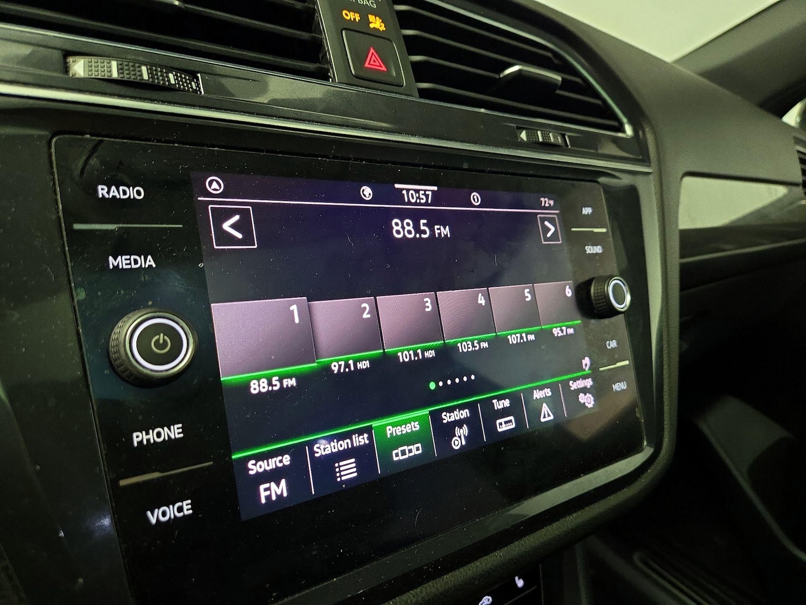 2022 Volkswagen Tiguan SE R-LINE BLACK - Photo 16