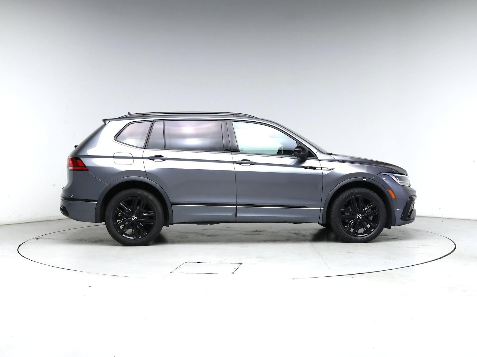 2022 Volkswagen Tiguan SE R-LINE BLACK - Photo 8