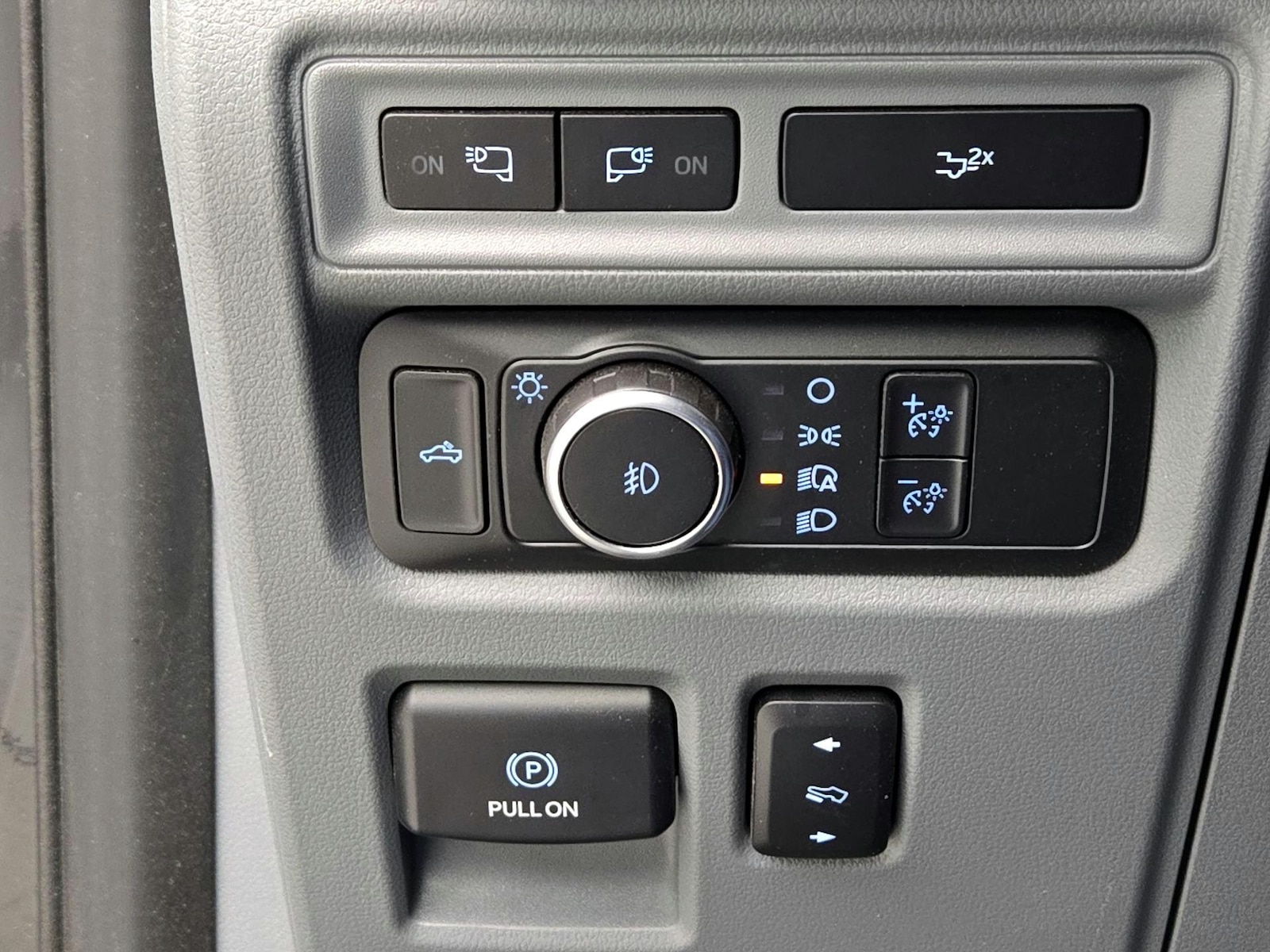 2022 Ford F-150 Lariat - Photo 14