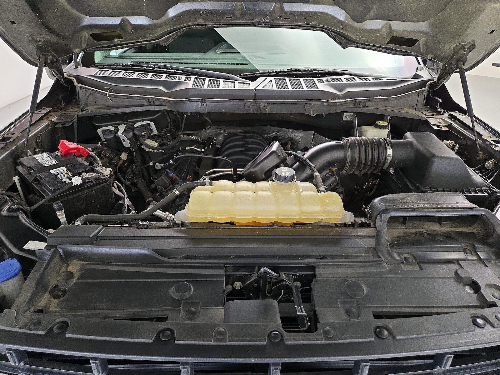 2022 Ford F-150 Lariat - Photo 22
