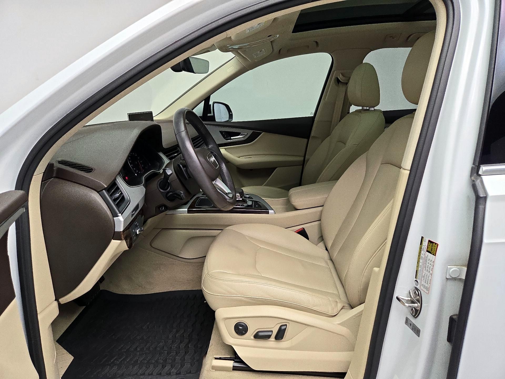 Thumbnail: 2019 Audi Q7 - 11
