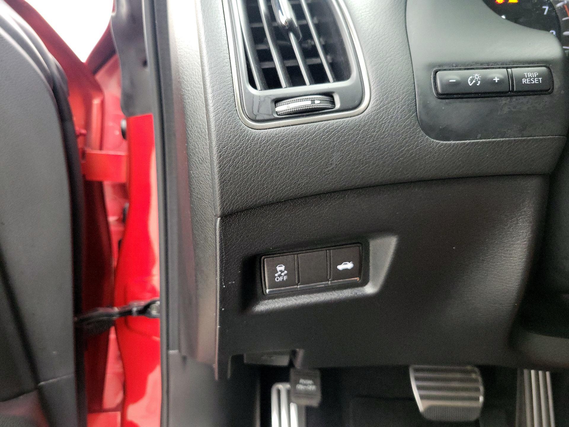 Thumbnail: 2022 INFINITI  - 13