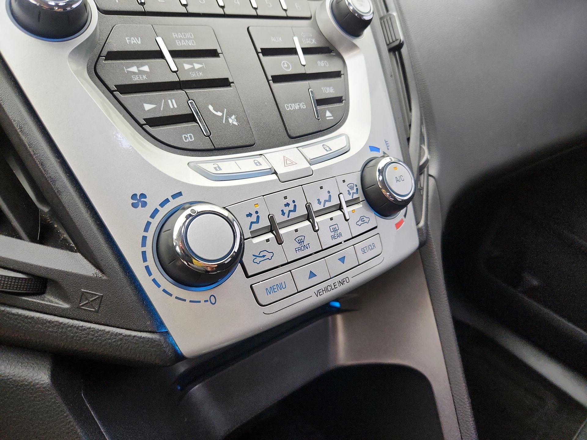 Thumbnail: 2015 Chevrolet Equinox - 14