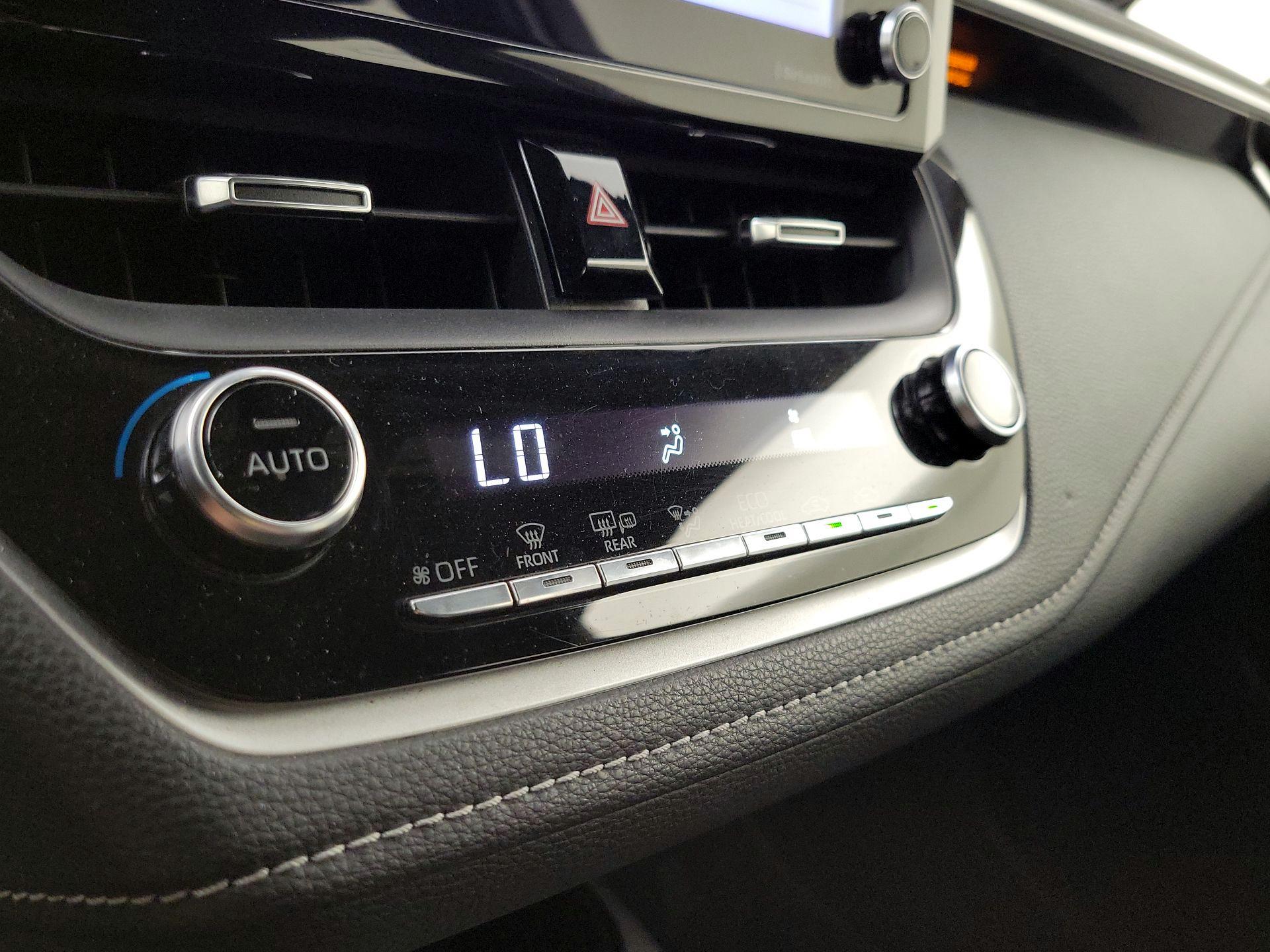 Thumbnail: 2020 Toyota Corolla - 16