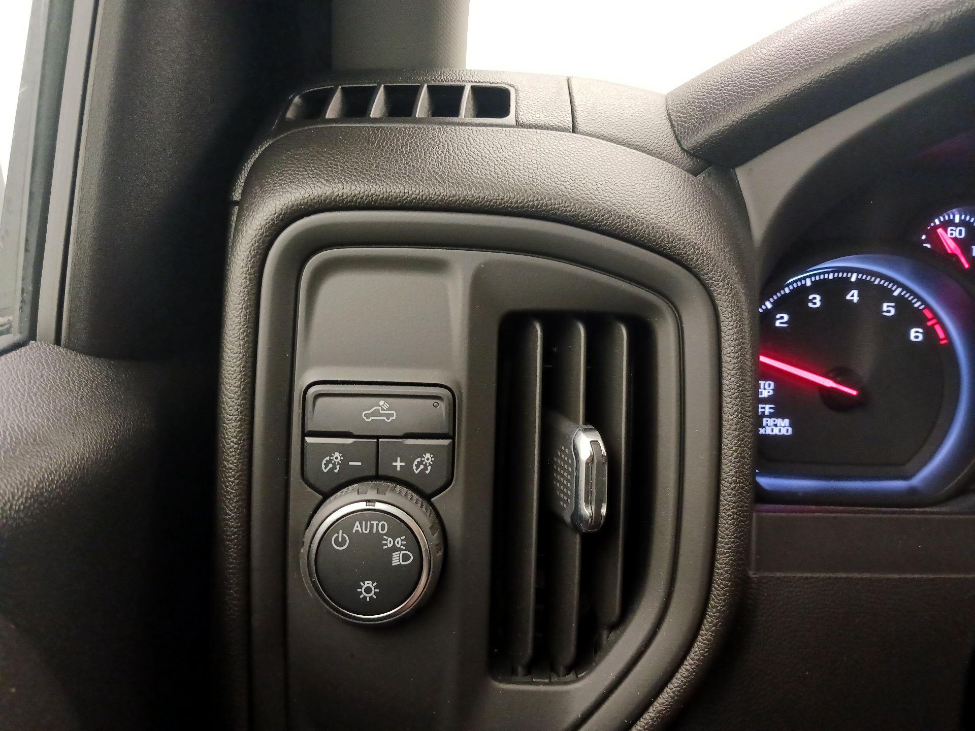 Thumbnail: 2022 Chevrolet Silverado 1500 - 13