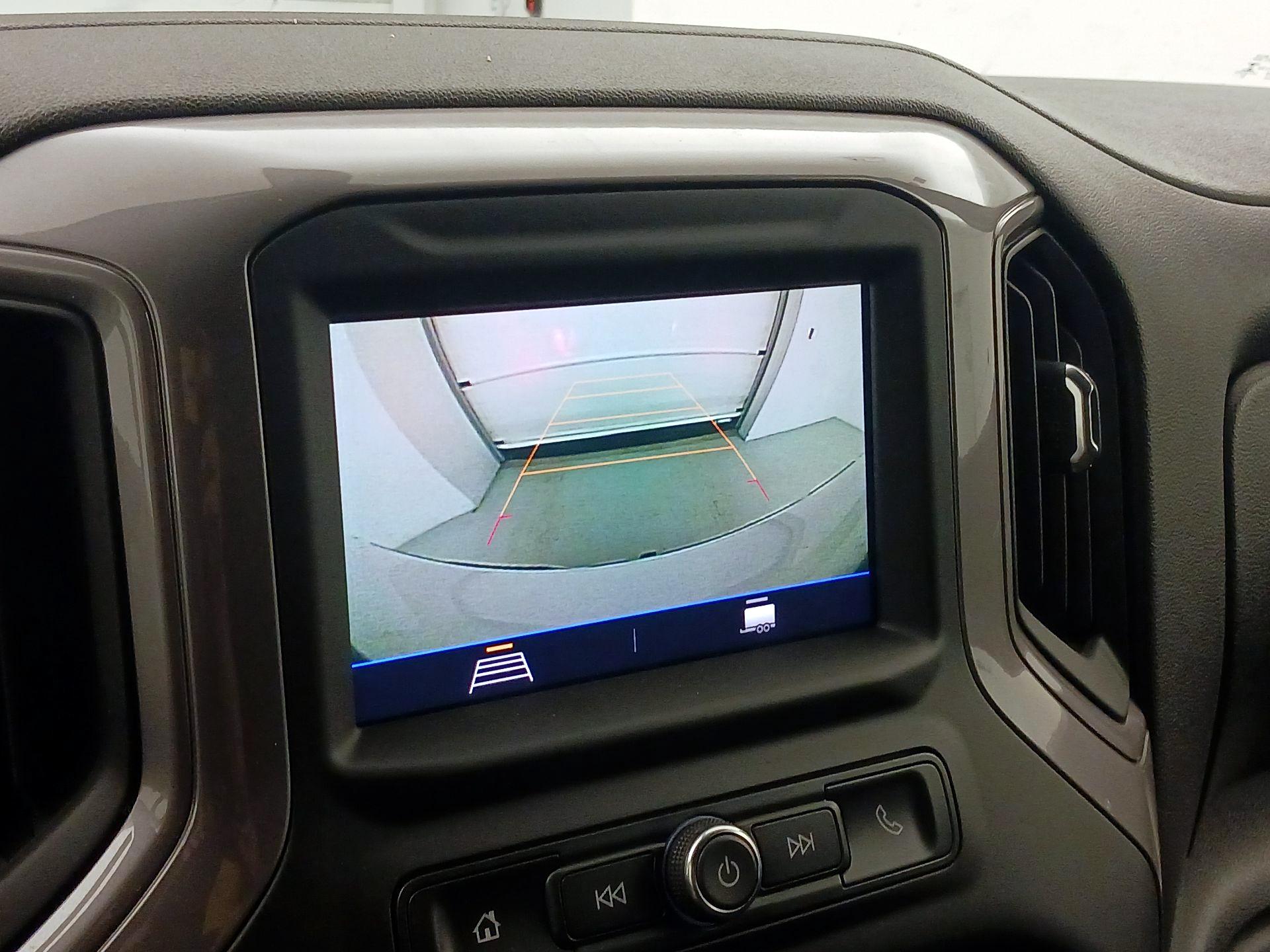 Thumbnail: 2022 Chevrolet Silverado 1500 - 14