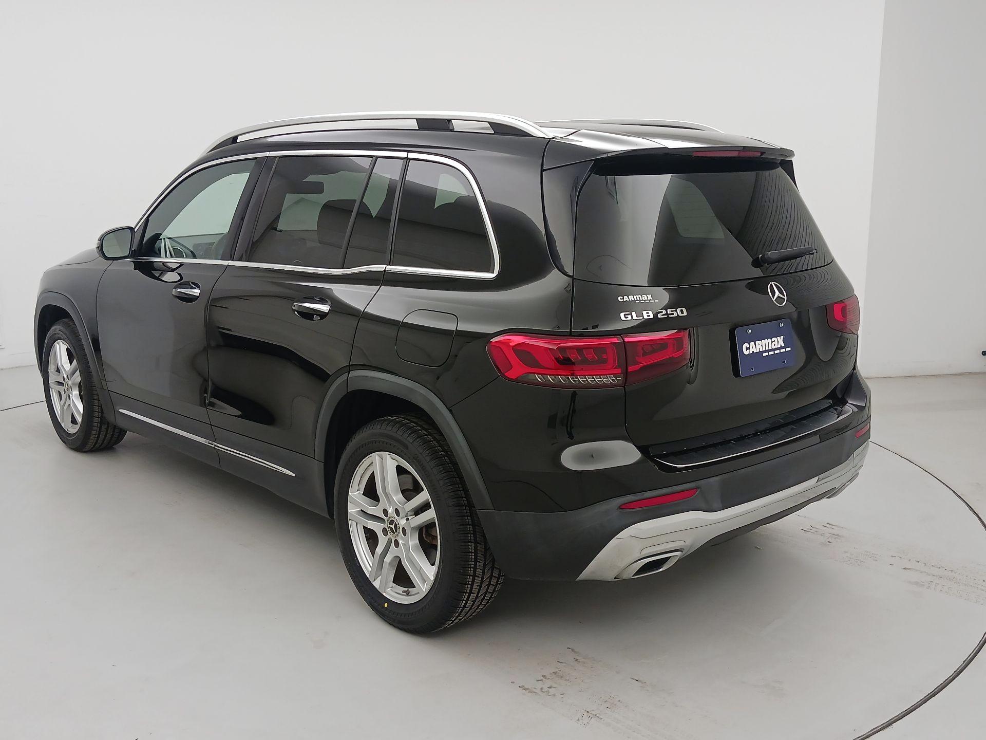 Thumbnail: 2021 Mercedes-Benz GLB - 7