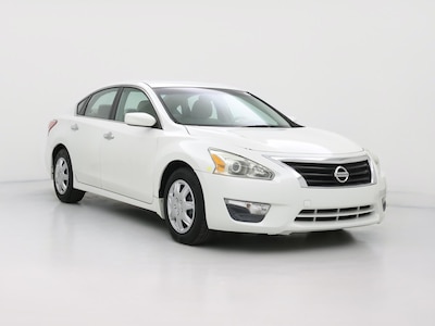 White 2013 Nissan Altima S