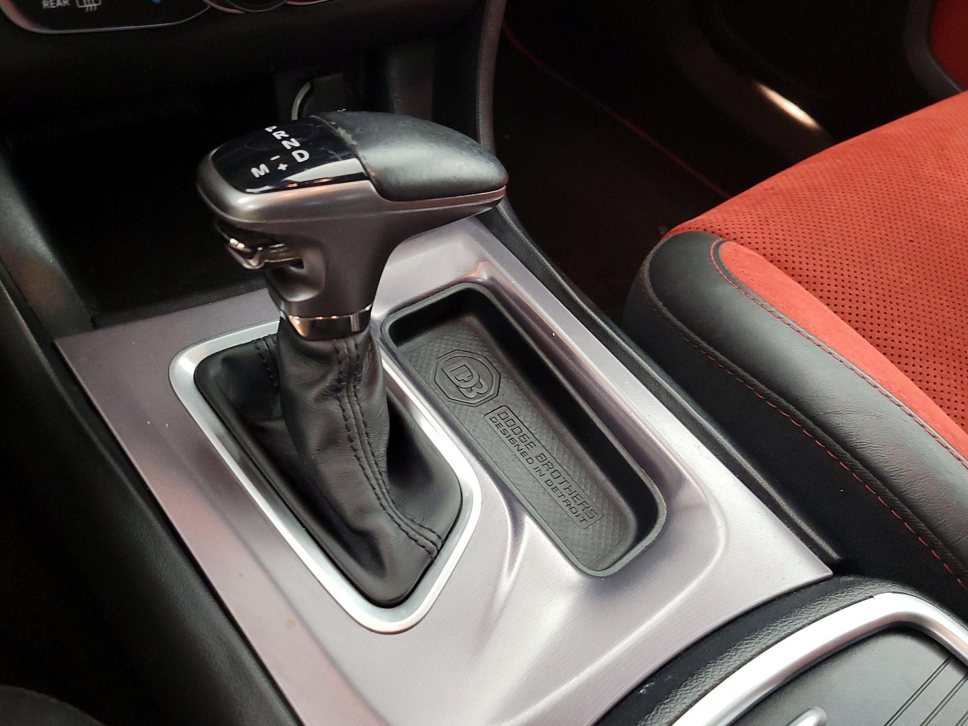 Thumbnail: 2019 Dodge Charger - 17