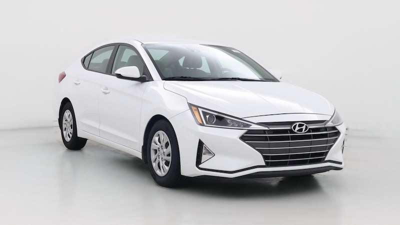 2020 Hyundai Elantra SE Hero Image