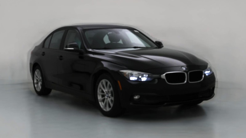 2017 BMW 3 Series 320i Hero Image
