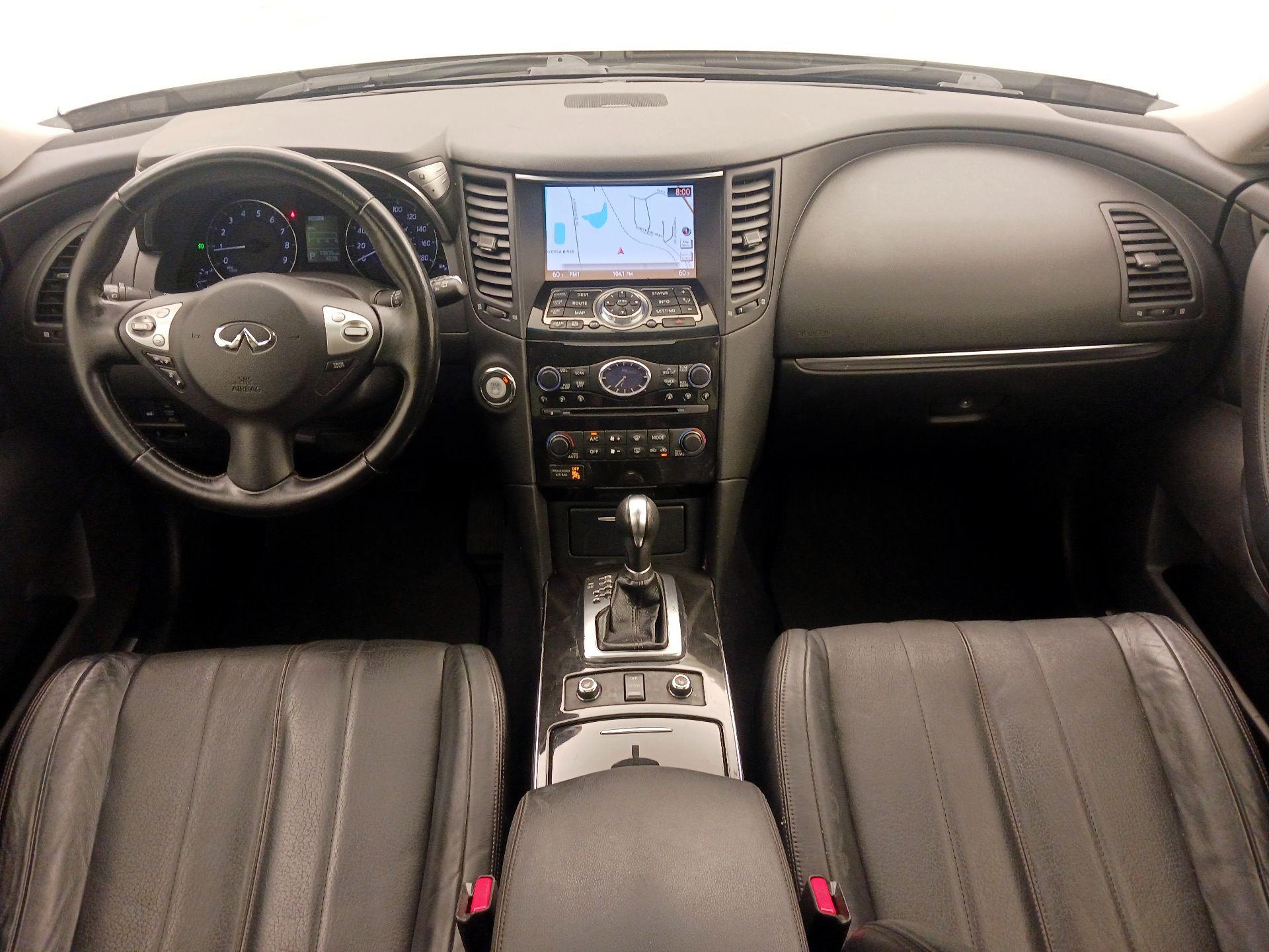 Thumbnail: 2016 INFINITI QX70 - 9
