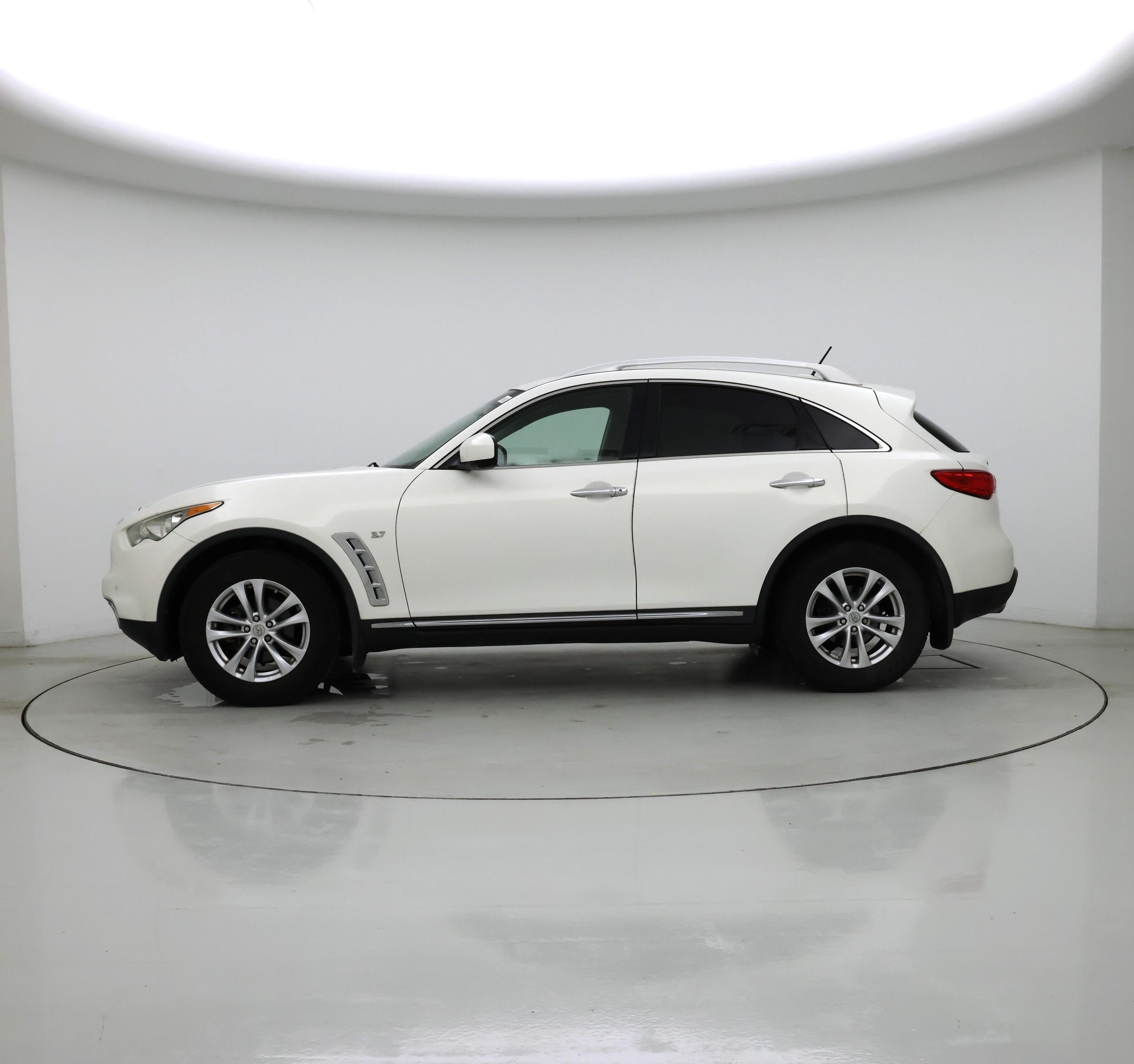 Thumbnail: 2016 INFINITI QX70 - 3