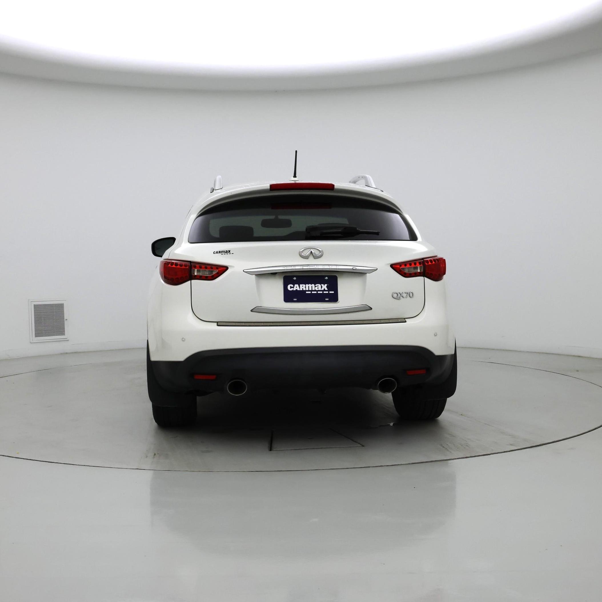 Thumbnail: 2016 INFINITI QX70 - 6