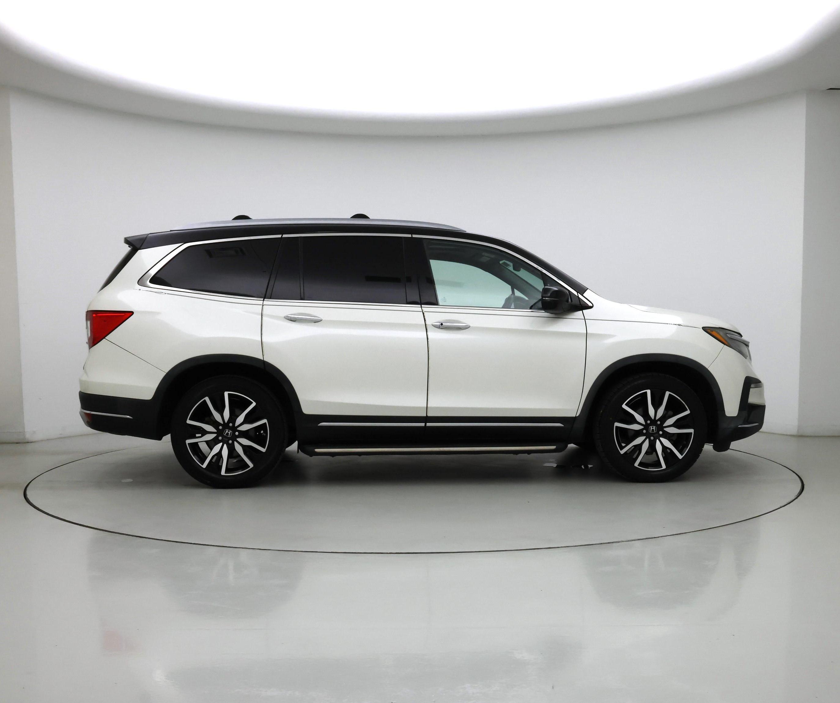 Thumbnail: 2019 Honda Pilot - 7