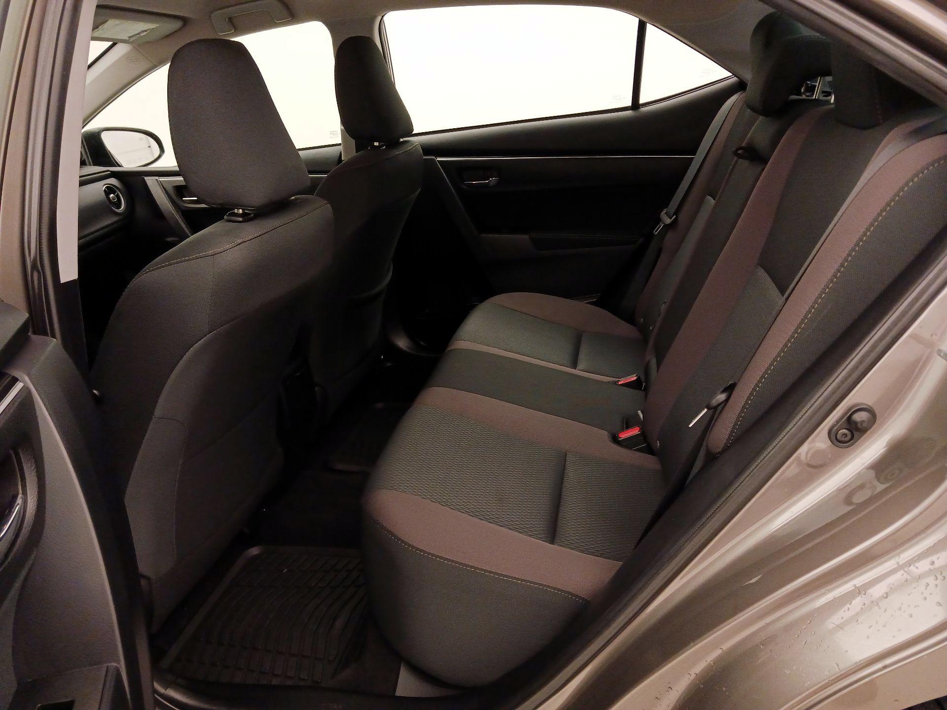 Thumbnail: 2017 Toyota Corolla - 19