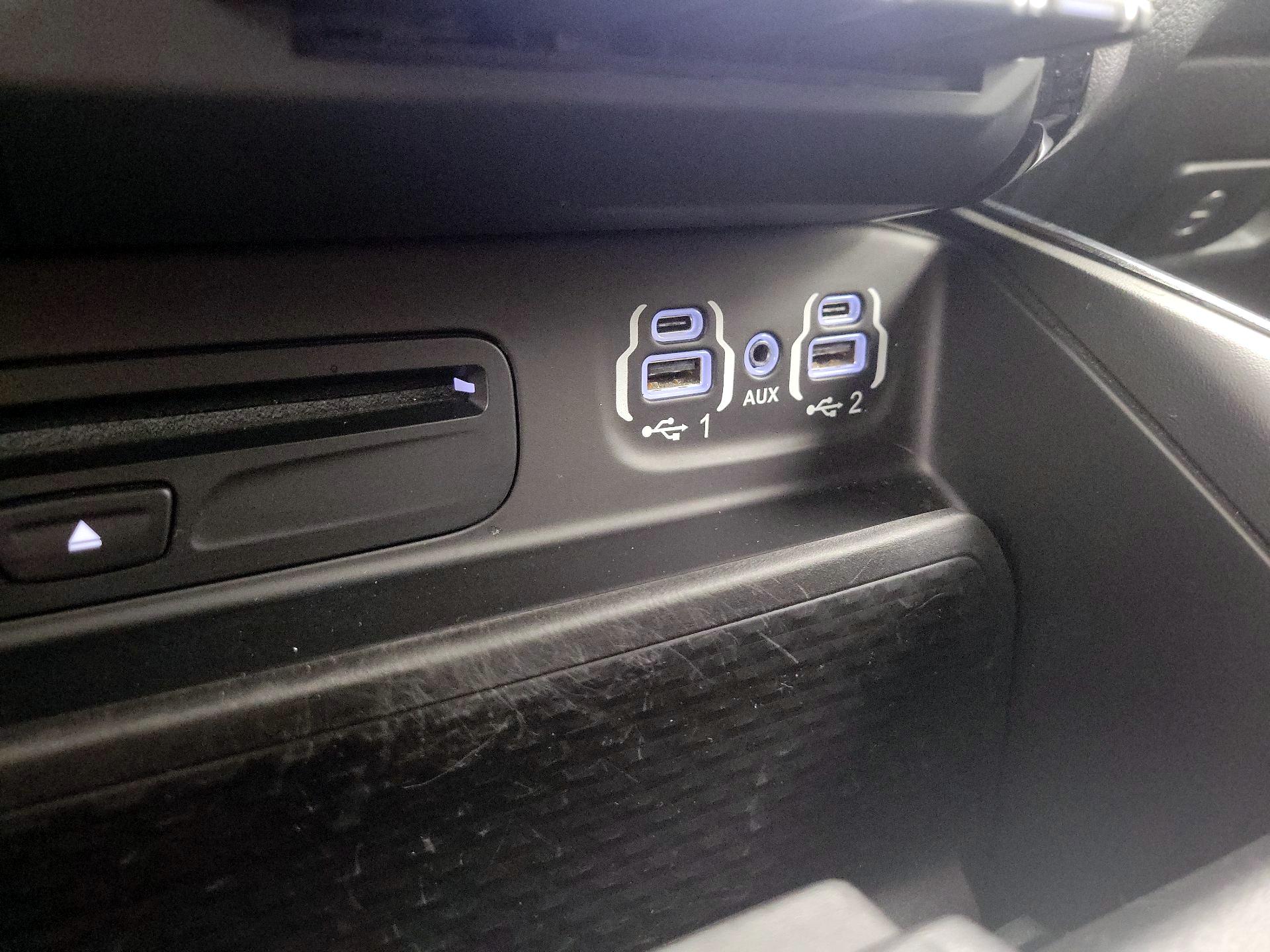 Thumbnail: 2019 RAM 1500 - 19