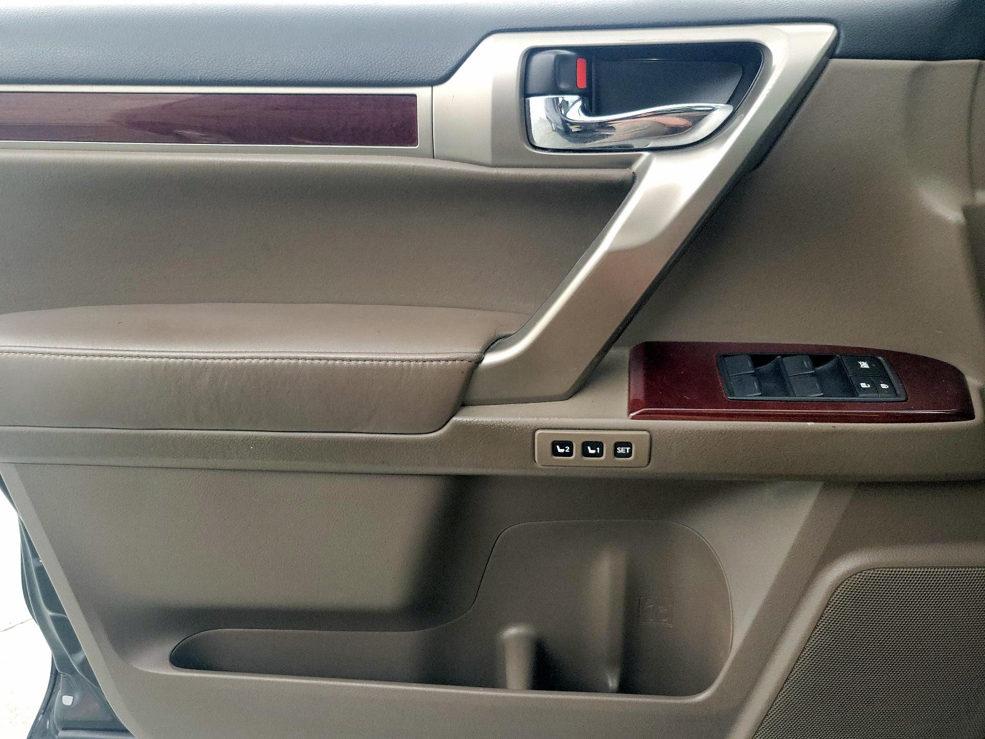 Thumbnail: 2018 Lexus GX - 12