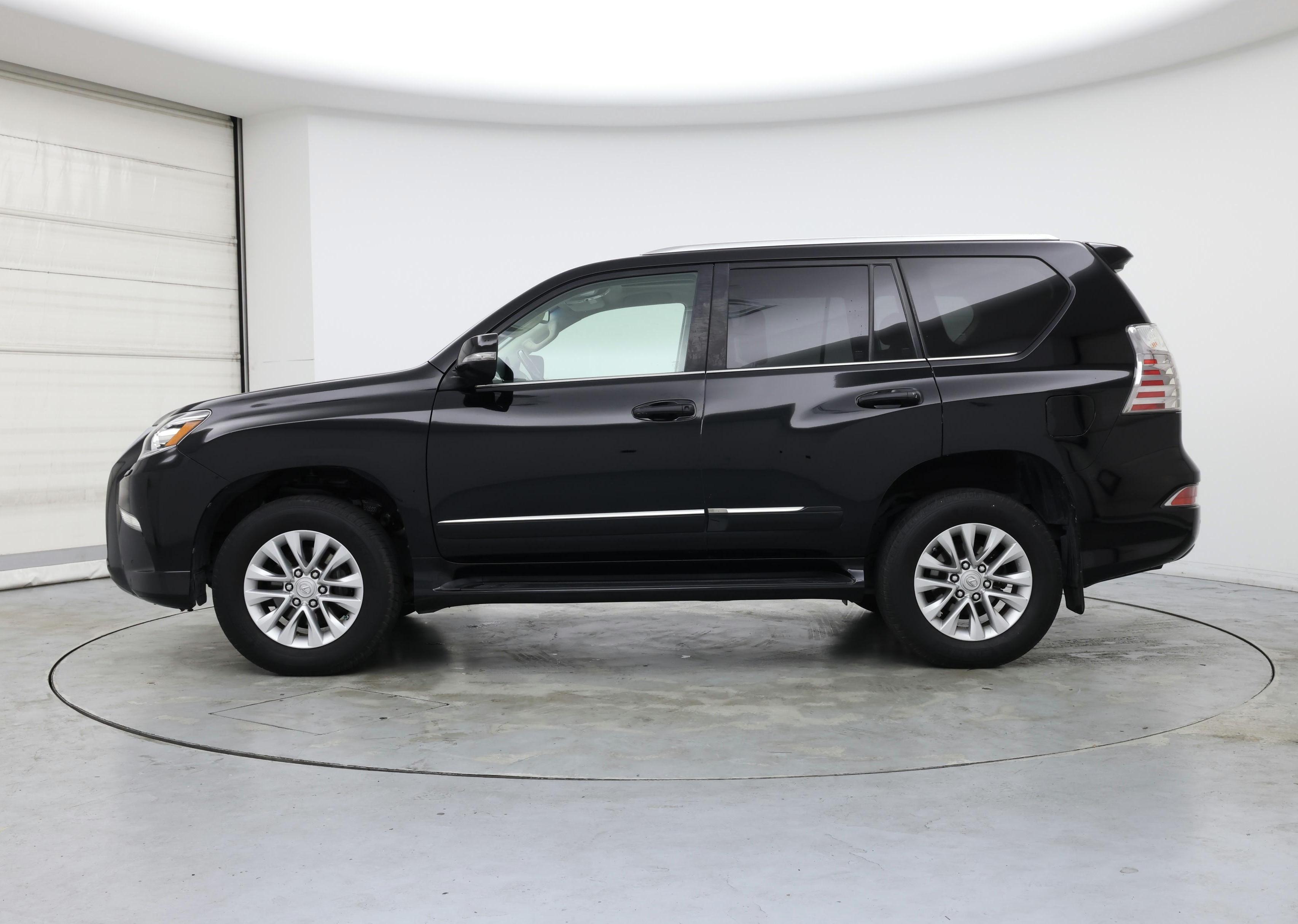 Thumbnail: 2018 Lexus GX - 3