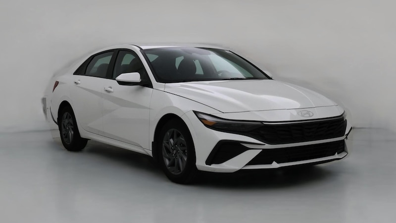 2024 Hyundai Elantra SEL Hero Image