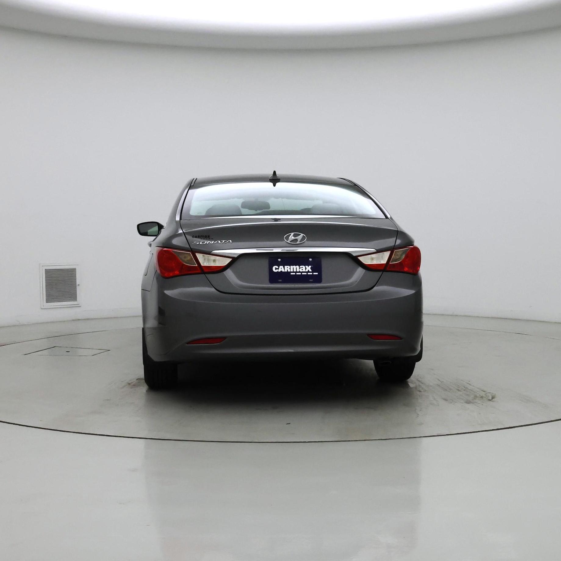Thumbnail: 2013 Hyundai Sonata - 6