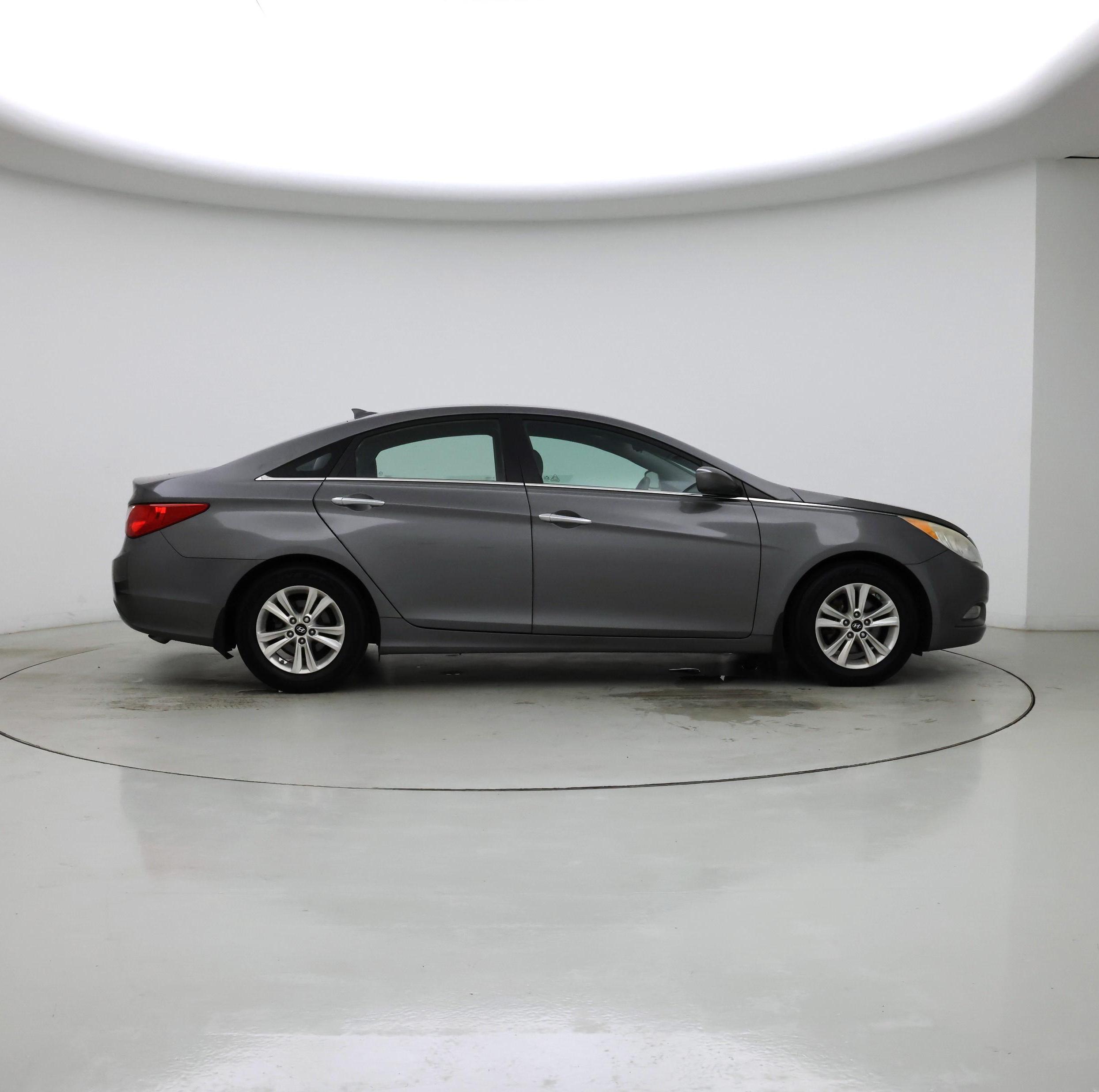 Thumbnail: 2013 Hyundai Sonata - 7
