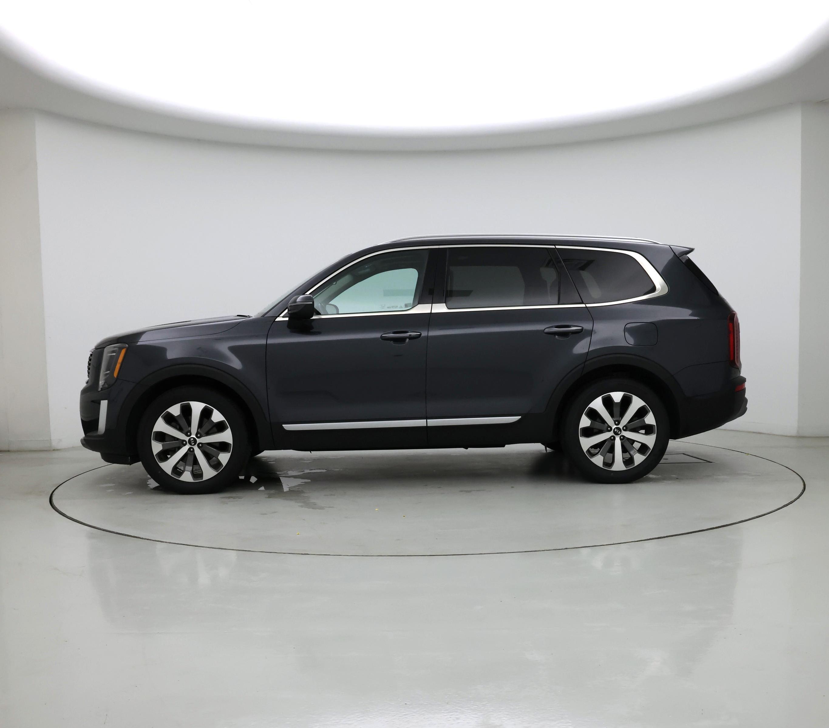 Thumbnail: 2021 Kia Telluride - 3