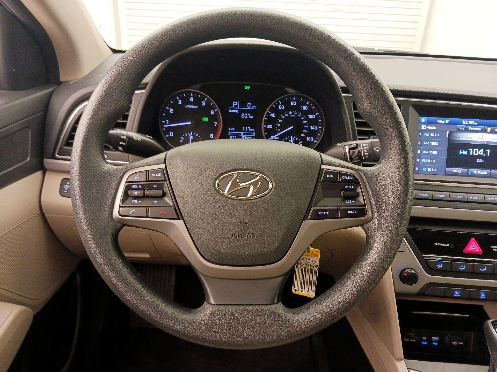 Thumbnail: 2017 Hyundai Elantra - 10