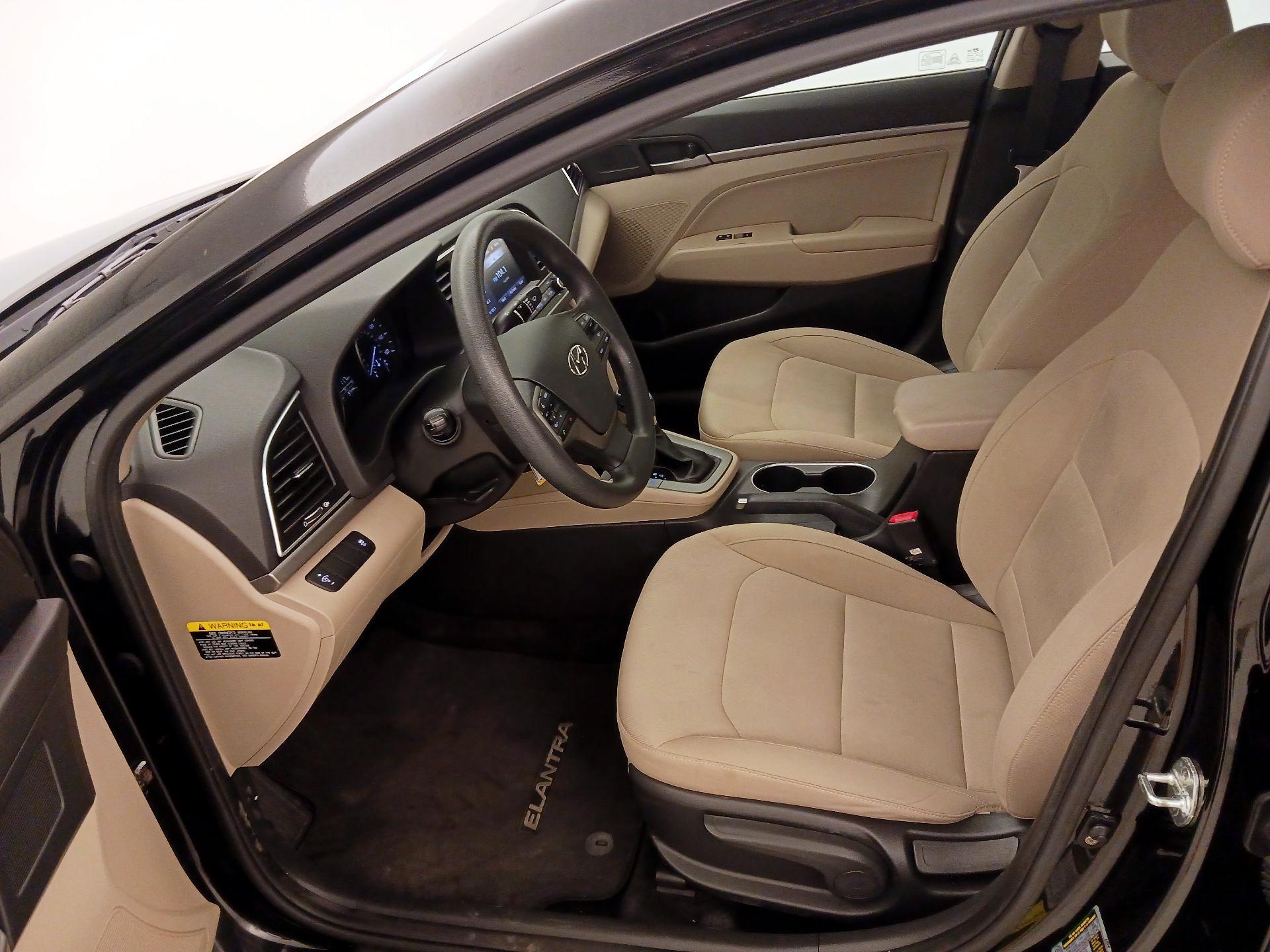 Thumbnail: 2017 Hyundai Elantra - 11