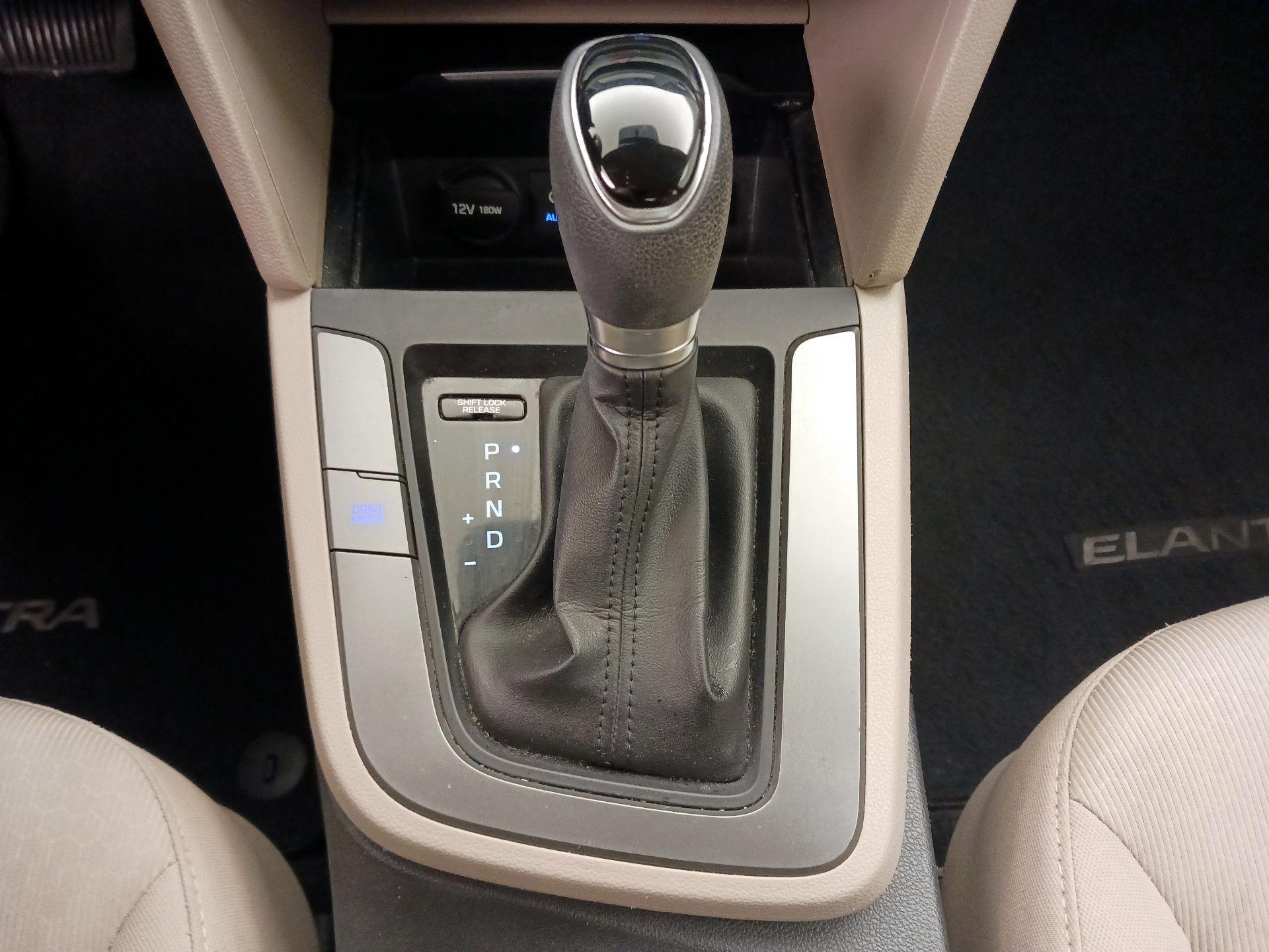 Thumbnail: 2017 Hyundai Elantra - 17