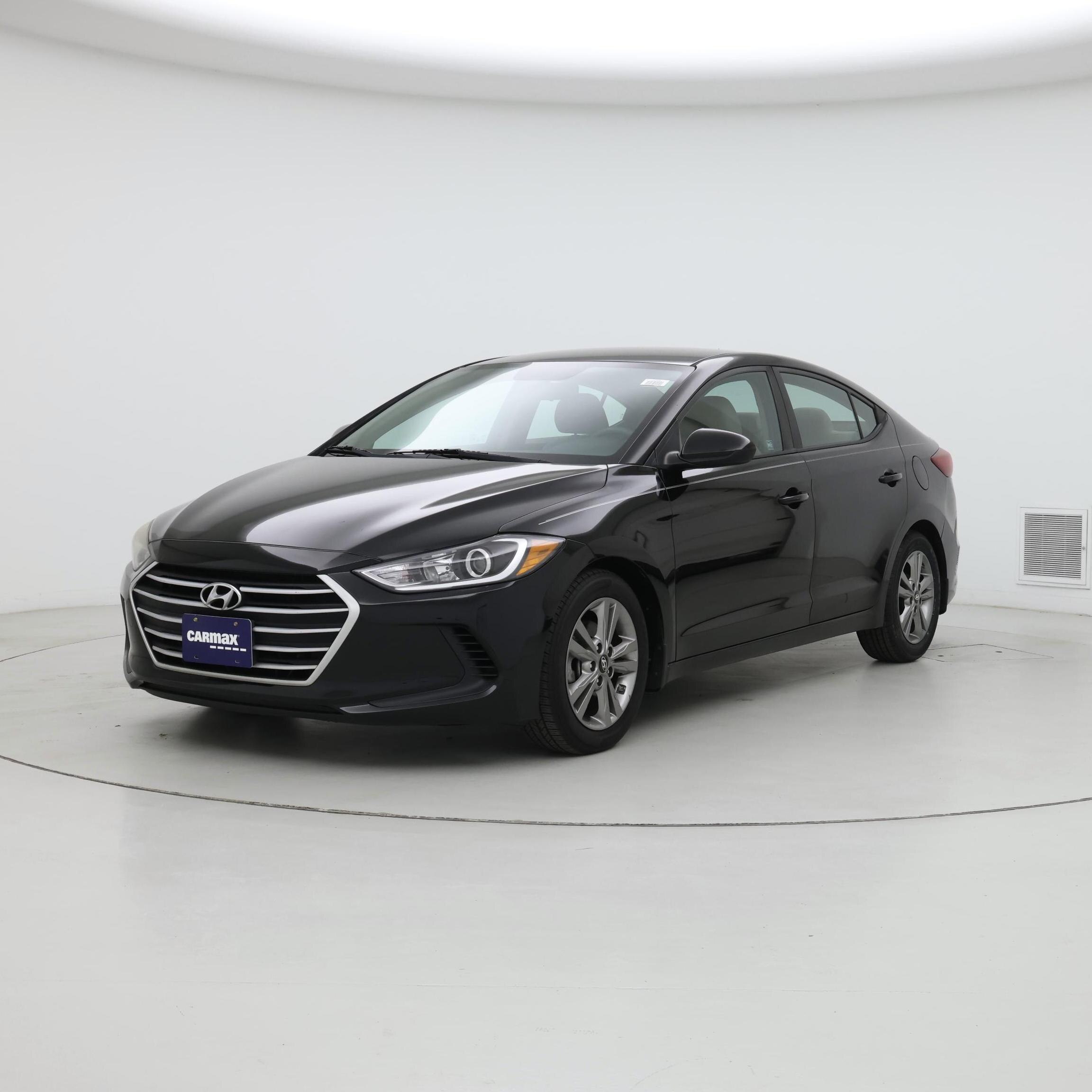 Thumbnail: 2017 Hyundai Elantra - 4
