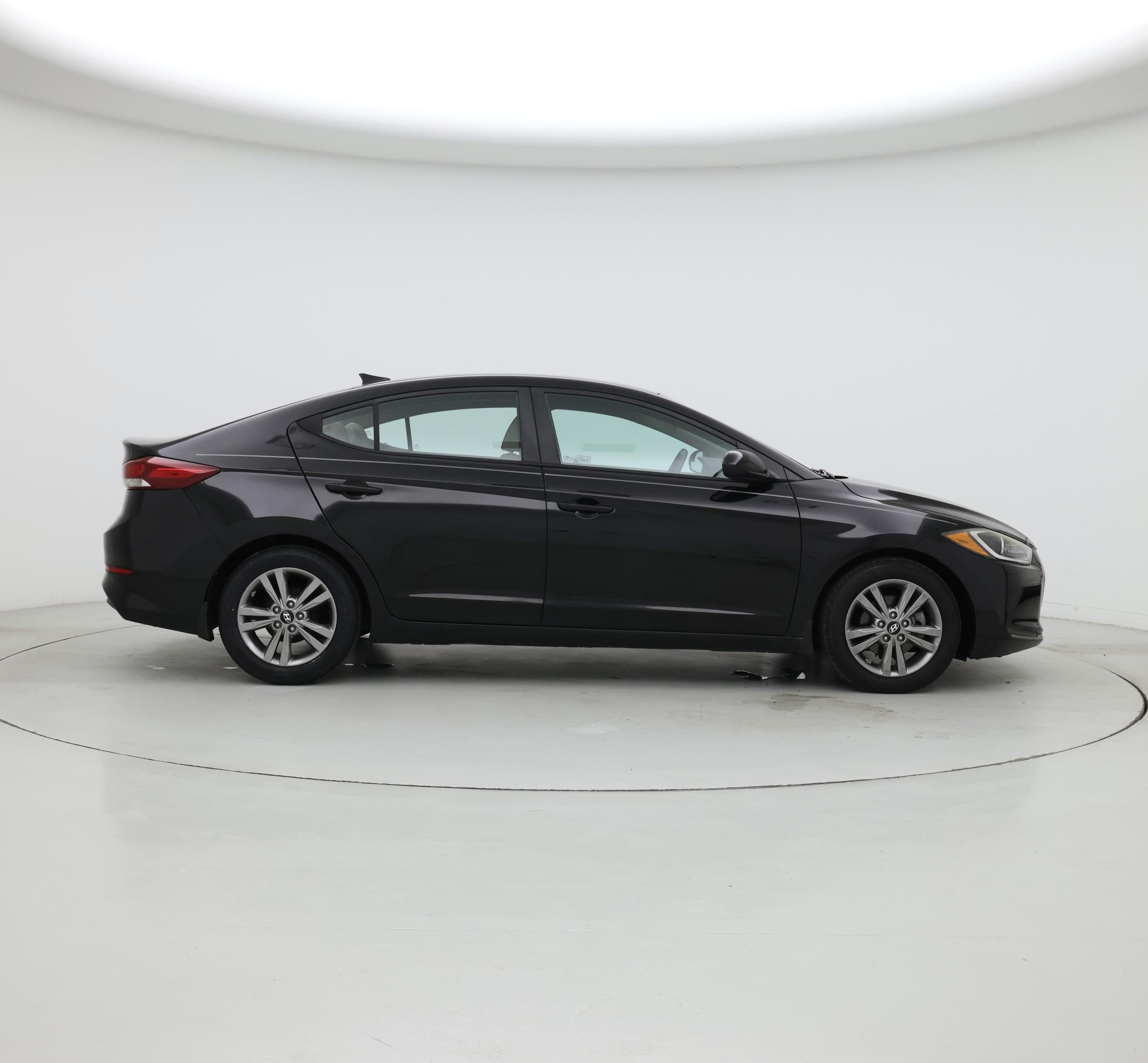 Thumbnail: 2017 Hyundai Elantra - 7