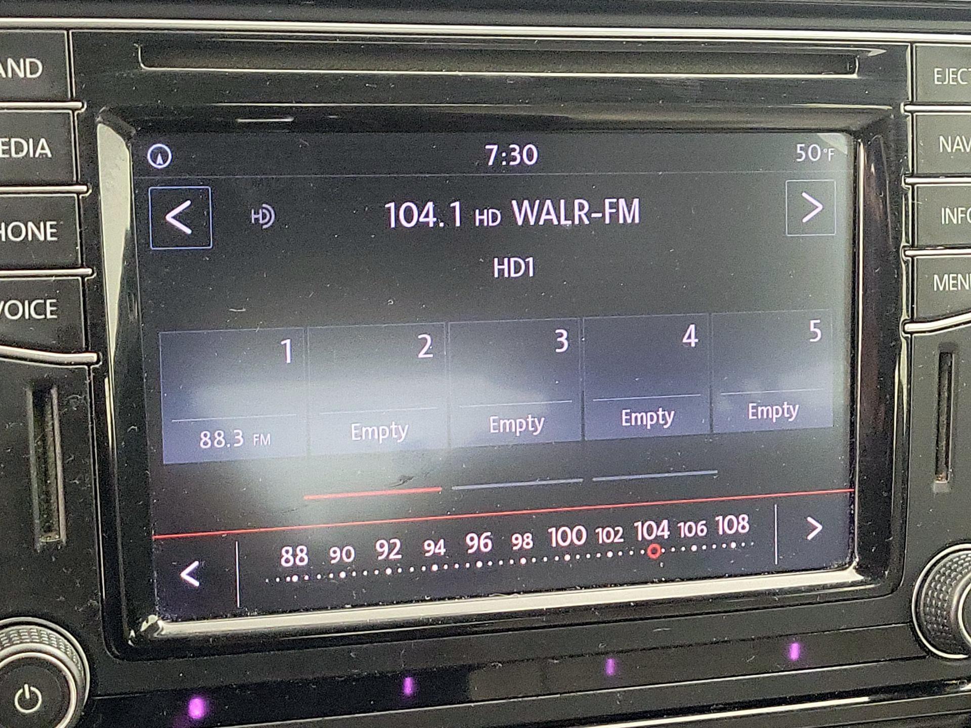 Thumbnail: 2016 Volkswagen Jetta - 15