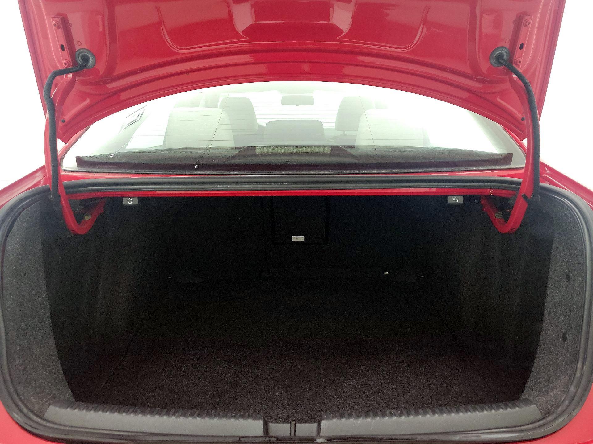 Thumbnail: 2016 Volkswagen Jetta - 20