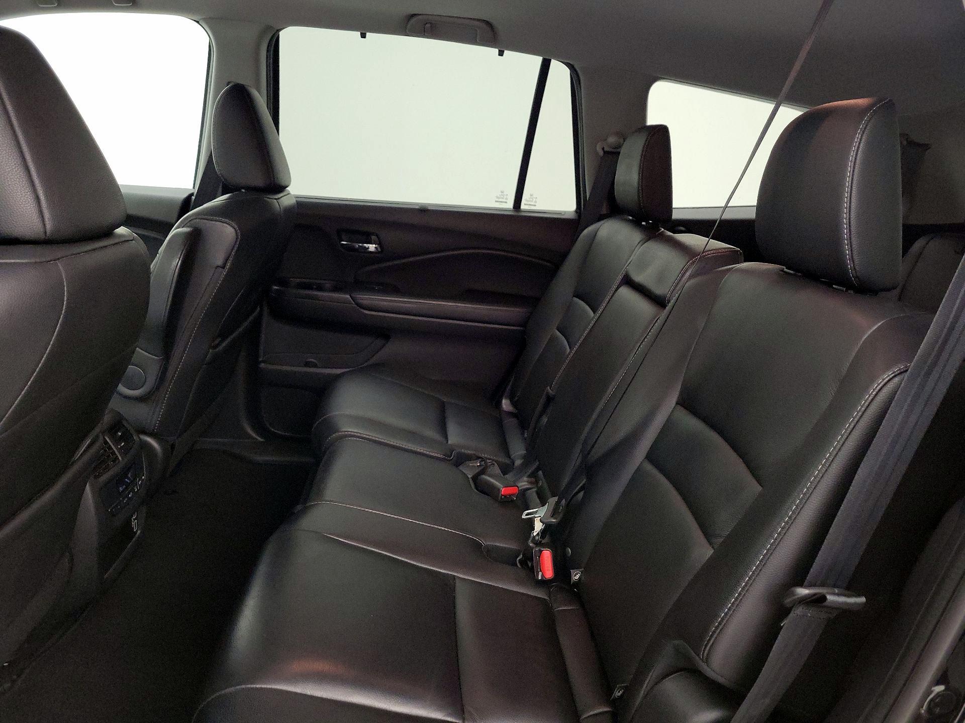Thumbnail: 2020 Honda Pilot - 20