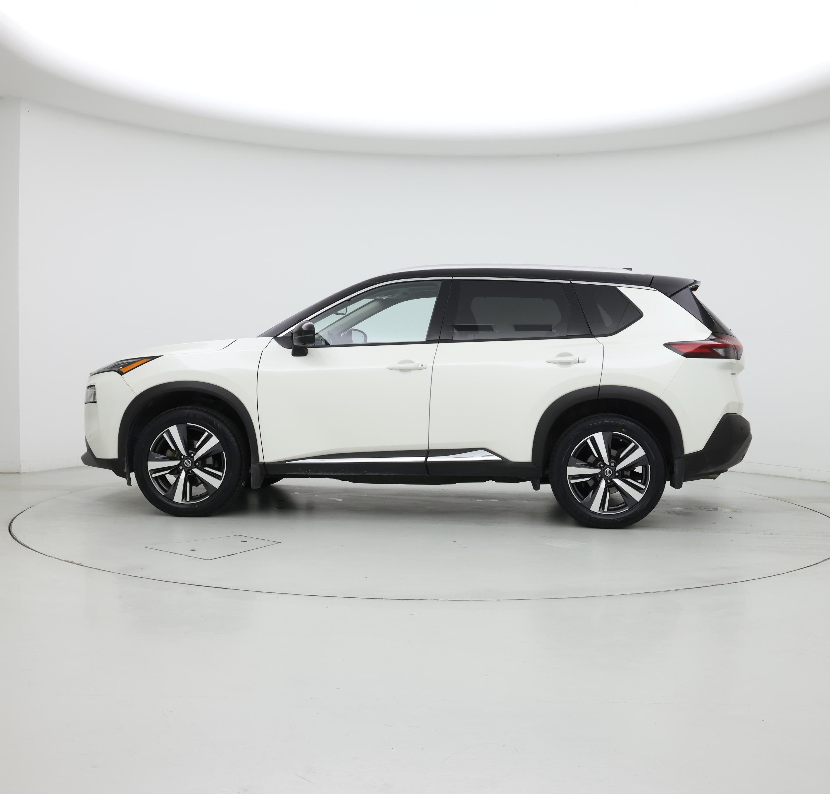 Thumbnail: 2021 Nissan Rogue - 3