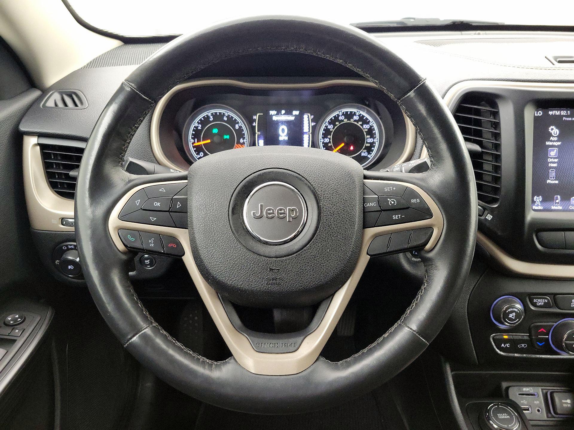 Thumbnail: 2015 Jeep Cherokee - 10