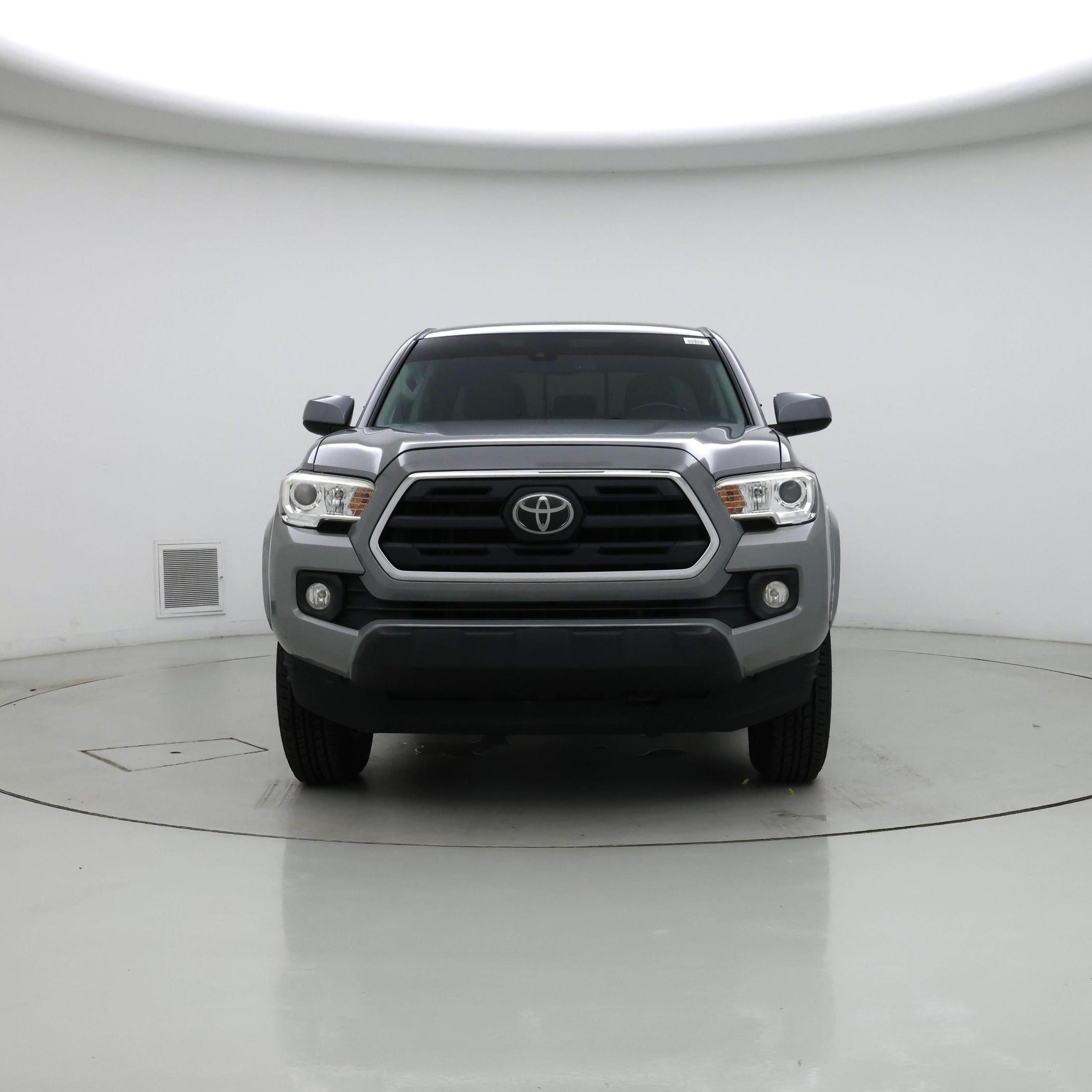 Thumbnail: 2019 Toyota Tacoma - 5
