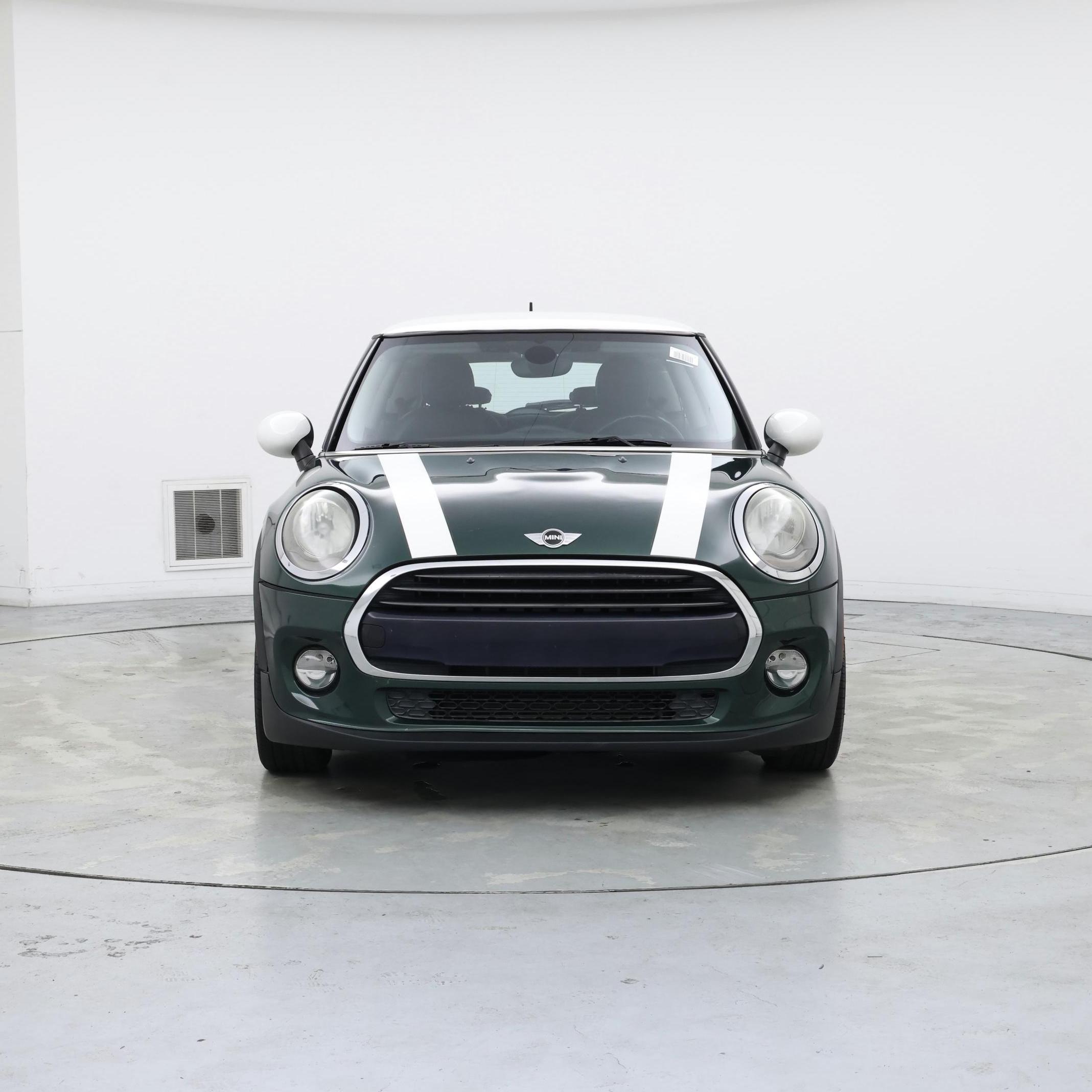 Thumbnail: 2017 MINI Cooper Hardtop - 5