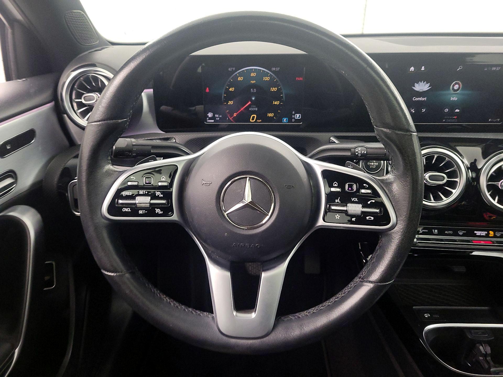 Thumbnail: 2019 Mercedes-Benz A-Class - 10